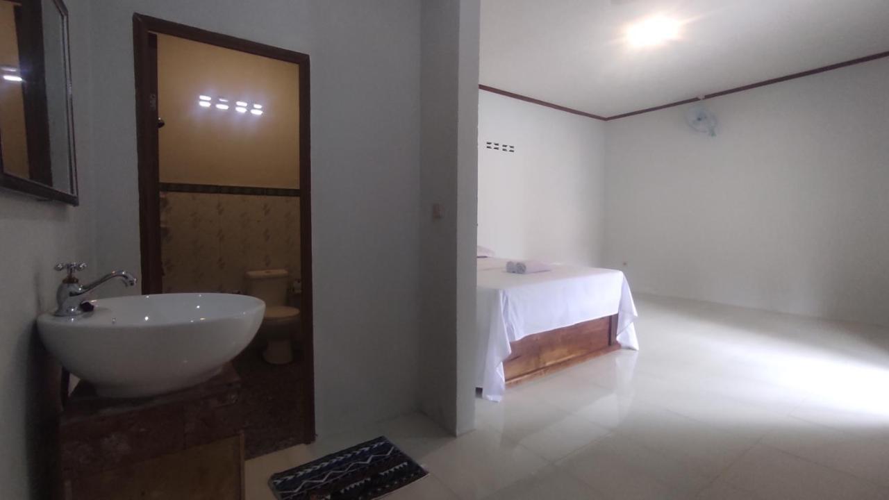 Kristal Garden Sekotong Exterior foto